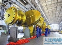 中国造出世界最长全冲程曲轴 系30万吨巨轮关键部件