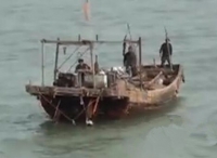 渔船遇险三名船员失联 海上漂浮七天终获救