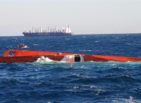 韩国东部海域两船相撞 1名中国船员失踪