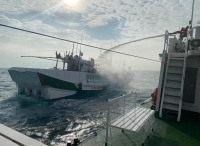 台中港外海船只起火 两岸船员在内共6人获救