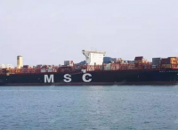 2M联盟超大型集装箱船与Ocean联盟集装箱船严重相撞，所有货柜被迫卸载，船期或受较大影响