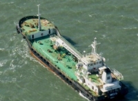 索马利亚海盗再出手：又劫持商业油轮 船上有8名斯里兰卡水手