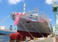 东方海外第3艘21413TEU集装箱船“东方日本”号命名