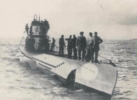 二战德国最牛潜艇，舰长上个厕所就漏水了，损失16枚鱼雷3名船员