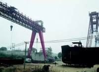鄂州最大“僵尸船厂”拆除 曾是当地龙头船企