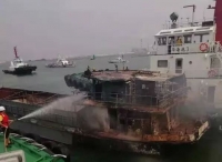 广西海上搜救中心高效处置一艘船舶海上失火事故